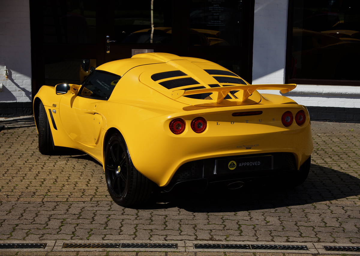 Lotus Exige S - Performance, Sport and Touring Packs